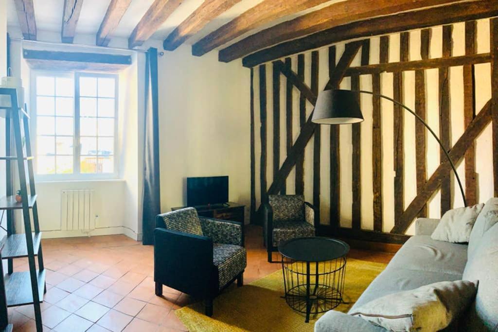 Vieux-mans 4 Voyageurs Appartement